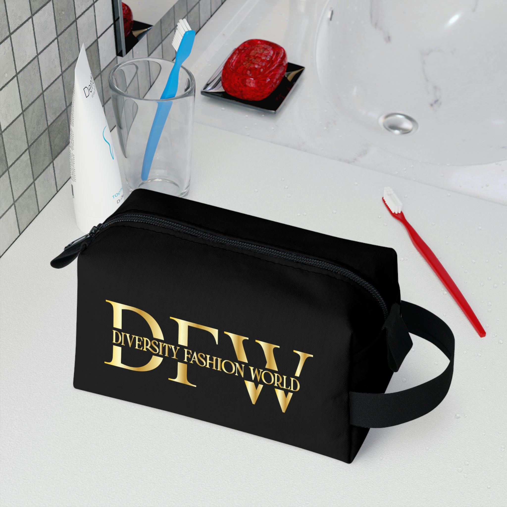 Fashion world online bags